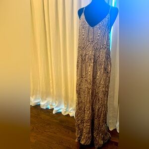 Comfortable neutral maxi dress perfect for any summer event.